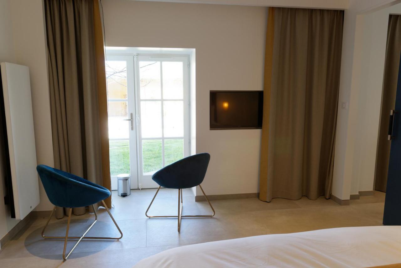 Lodges En Pierres Dorees Saint-Germain-Nuelles Экстерьер фото