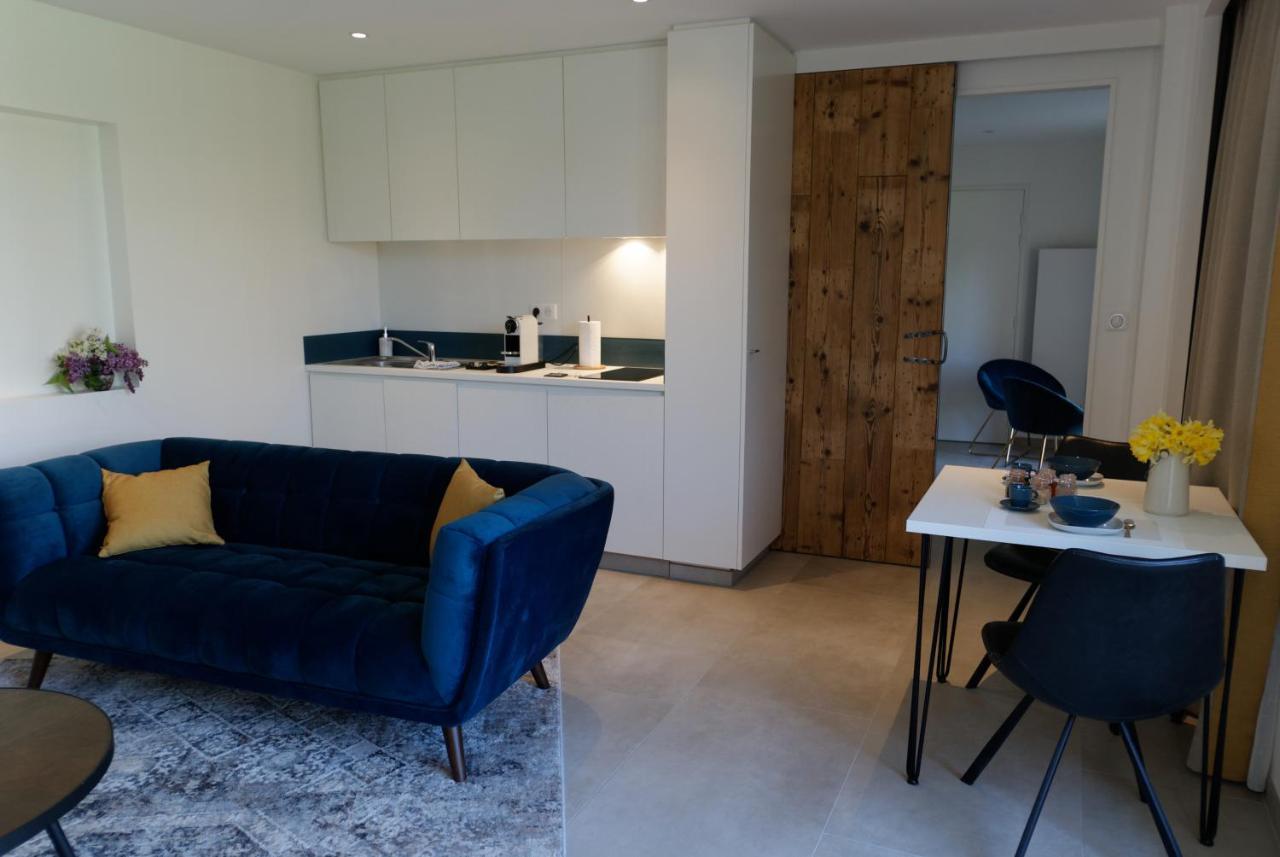 Lodges En Pierres Dorees Saint-Germain-Nuelles Экстерьер фото