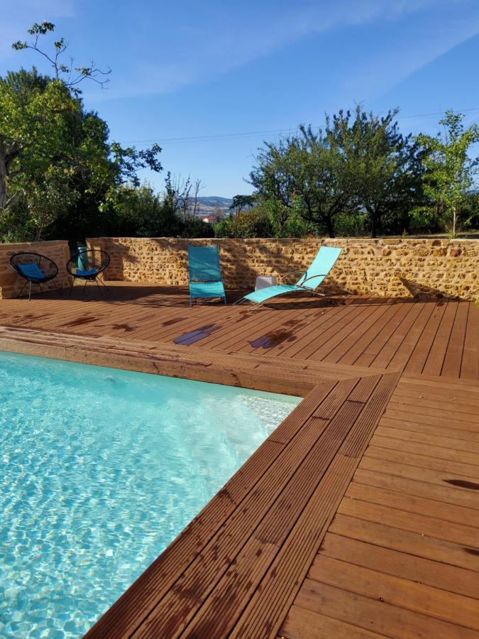 Lodges En Pierres Dorees Saint-Germain-Nuelles Экстерьер фото
